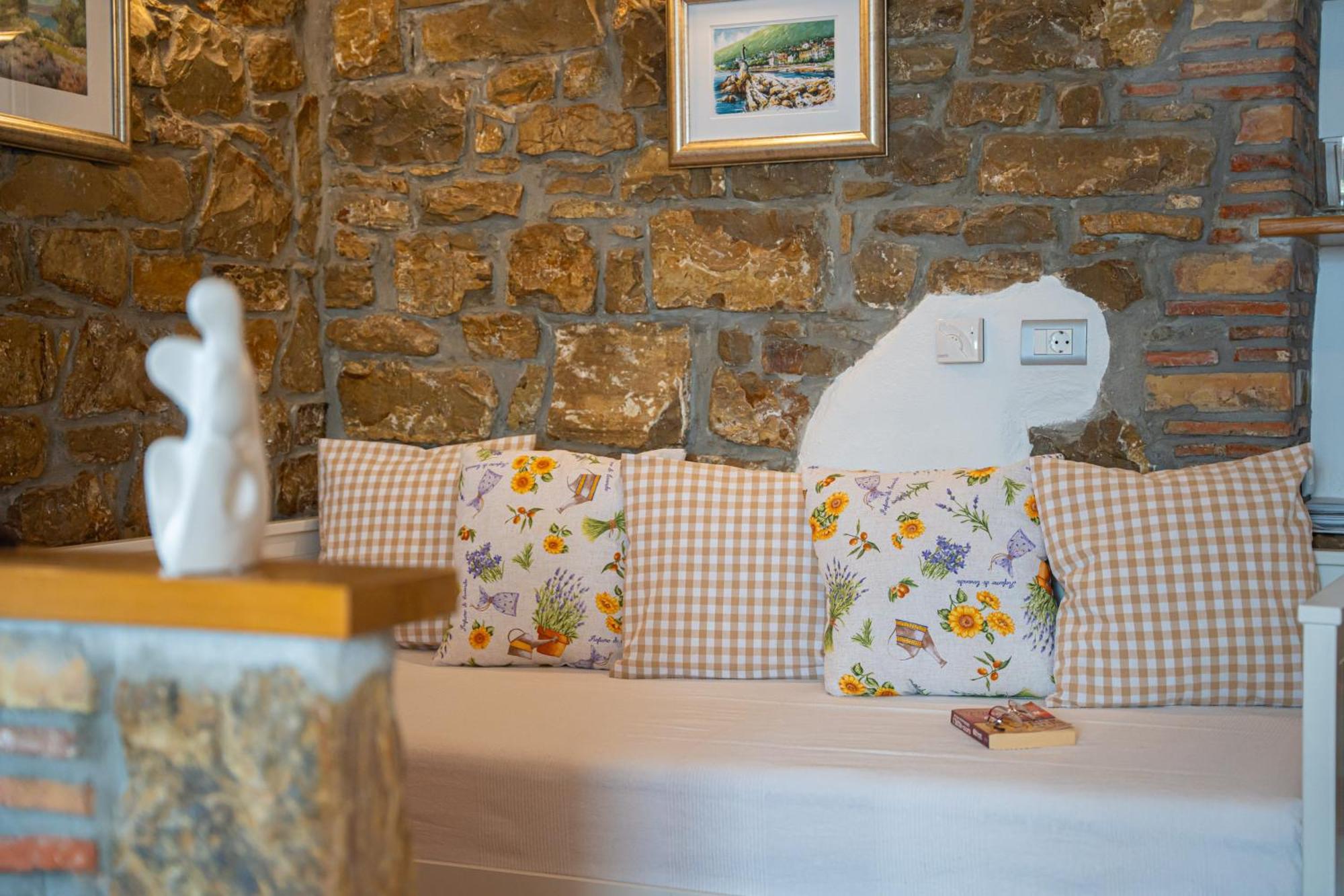 Holiday Home Belveder Motovun With Heated Pool 리바데 외부 사진