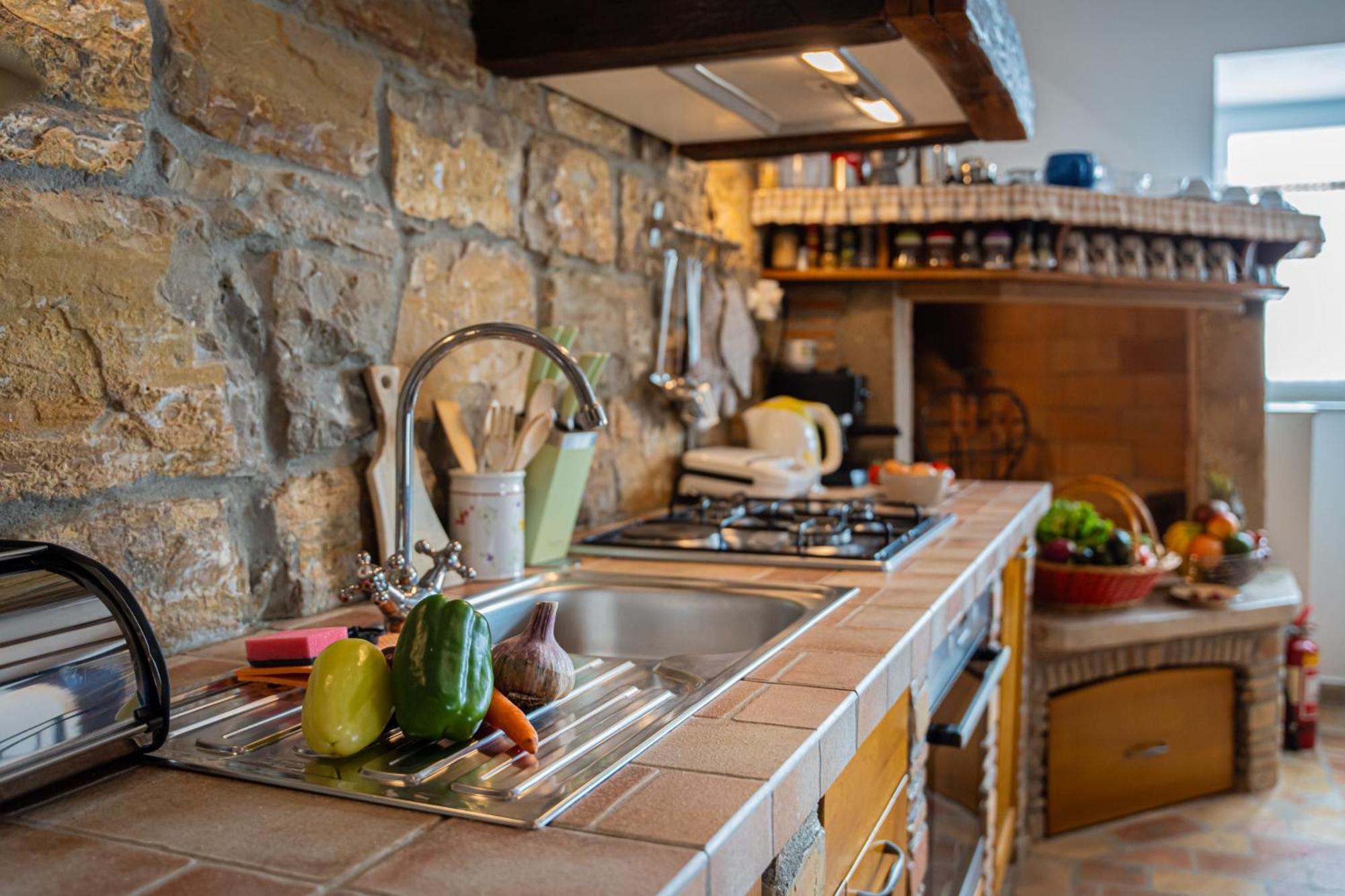 Holiday Home Belveder Motovun With Heated Pool 리바데 외부 사진